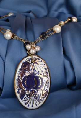 Collana di perle, agata e ceramica dipinta oro 24k