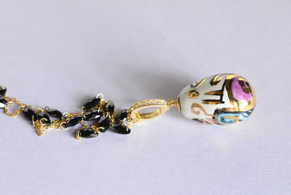 Collana donna trasformabile a rosario in argento placcato oro e pendente in ceramica dipinta a mano oro puro 24k