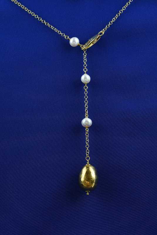 Collana a Y in argento placcato con pendente in ceramica dipinta oro 24k e perle